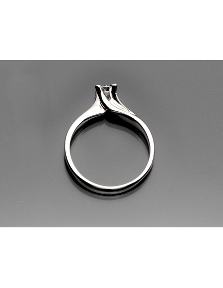 anello solitario diamante OPERA ITALIANA JEWELLERY modello Bologna