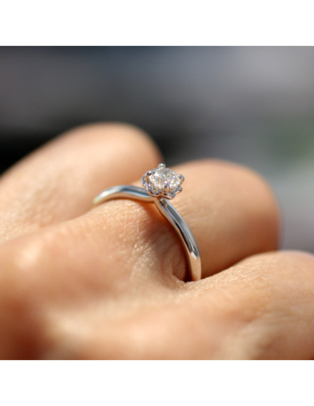 Anello solitario diamante OPERA ITALIANA JEWELLERY modello Messina